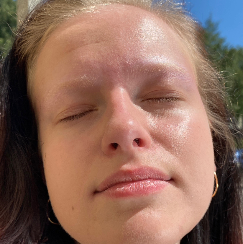 Цветные брови или белые брови