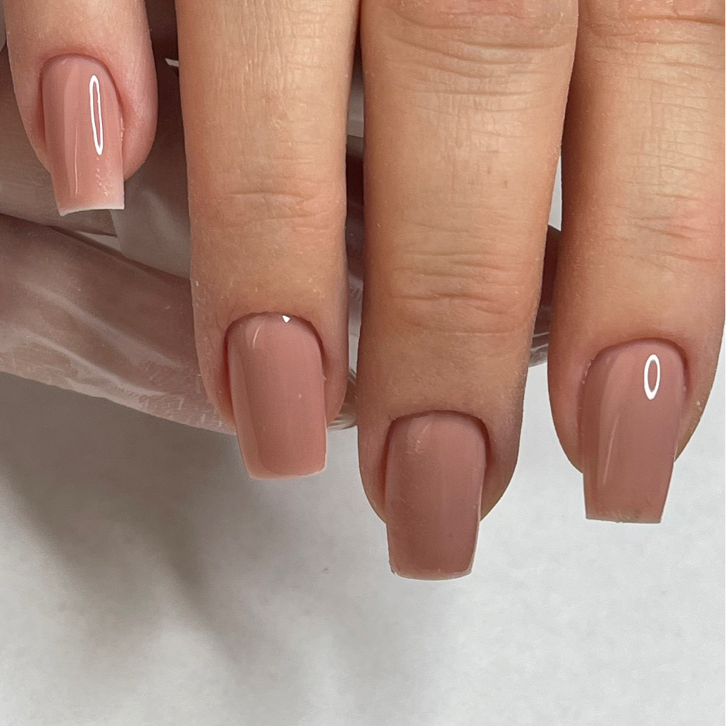 Коррекция ногтей без покрытия