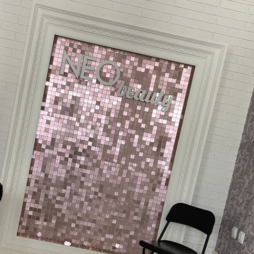 •Наращивание ногтей