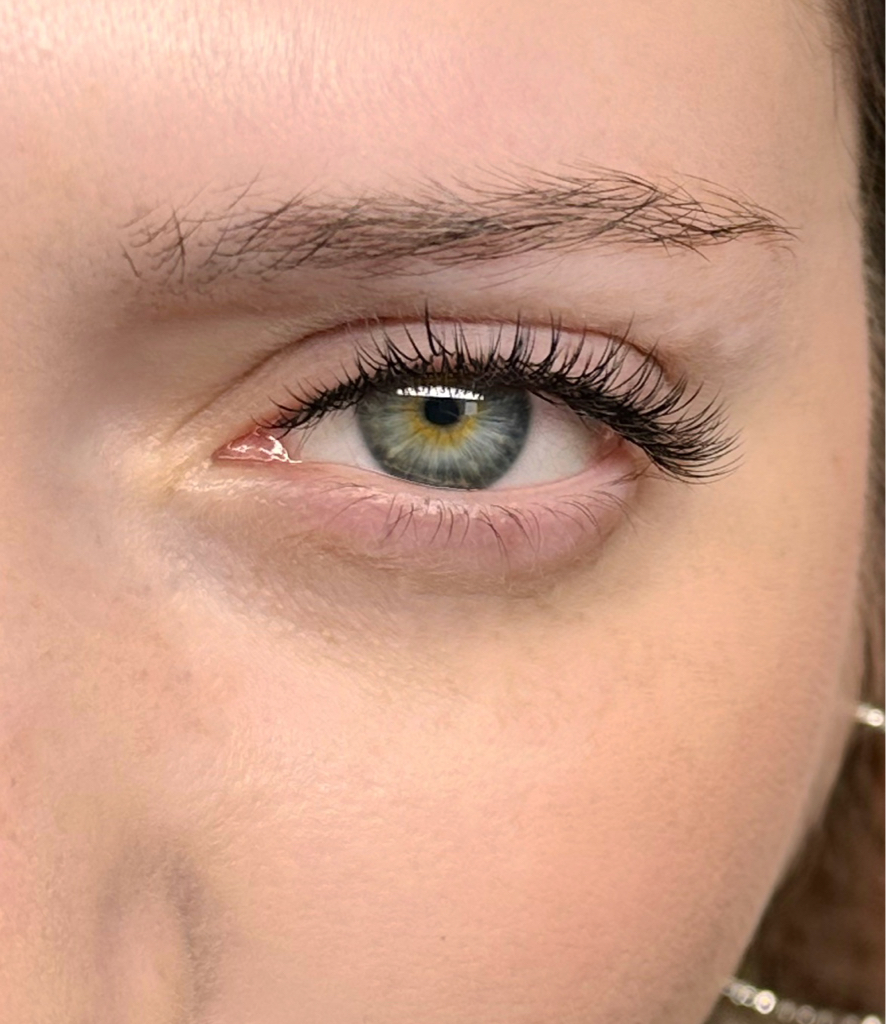 Наращивание ресниц 1 D