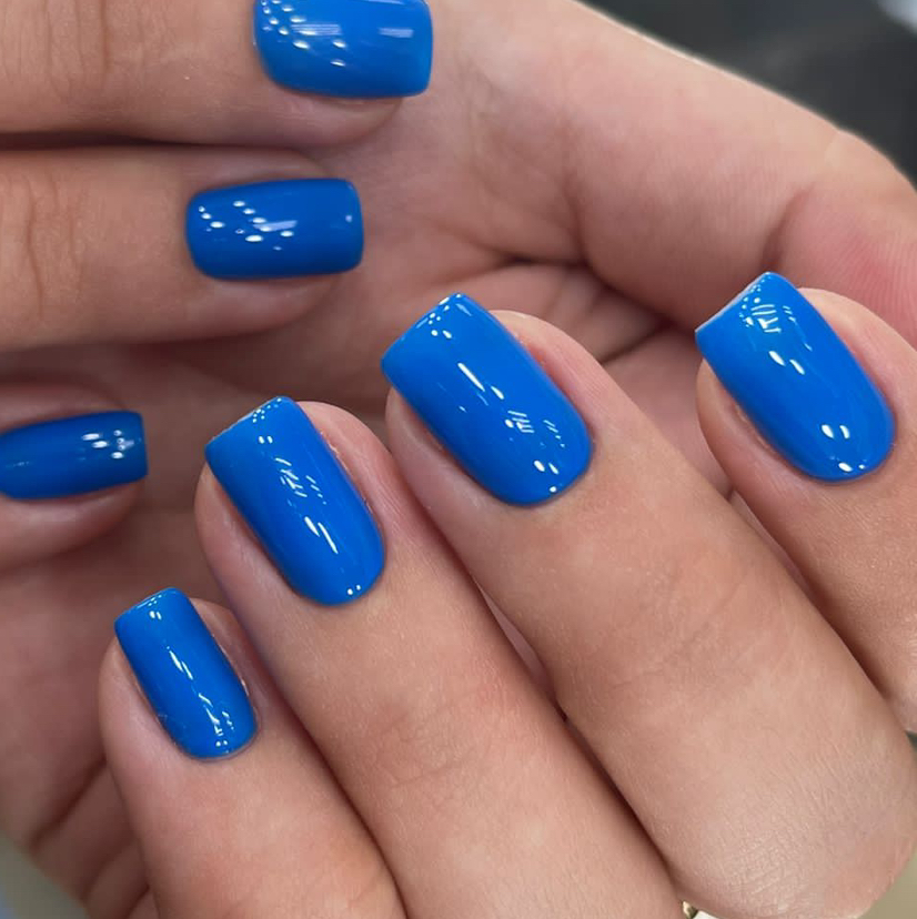 Маникюр с покрытием гель-лак