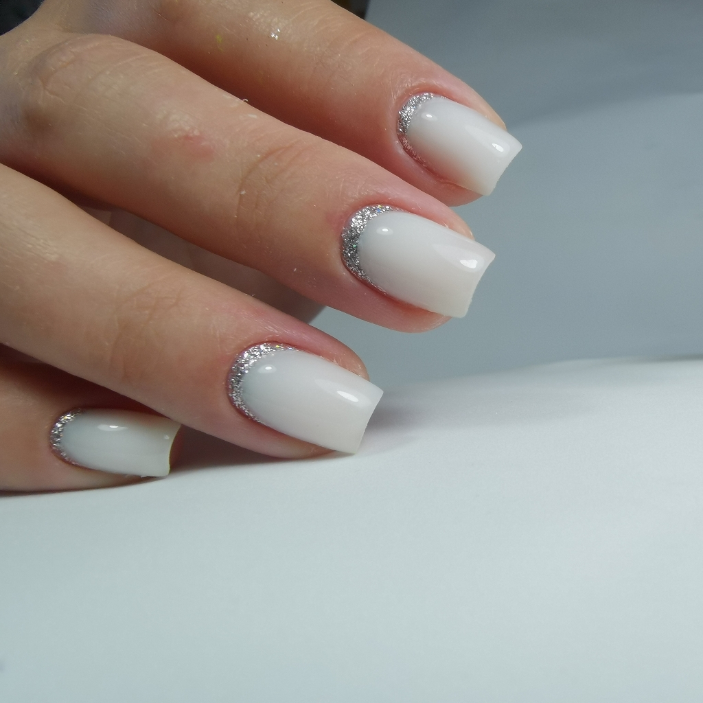 Маникюр с покрытием гель-лак