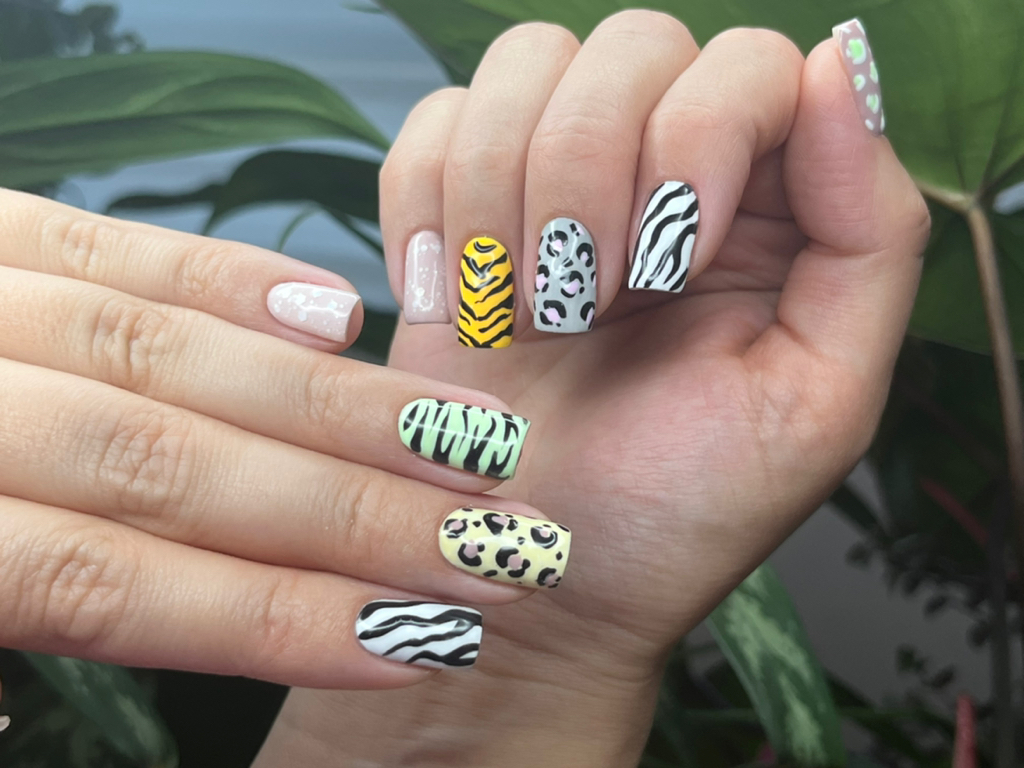 Маникюр с покрытием гель-лак и дизайном на все пальчики