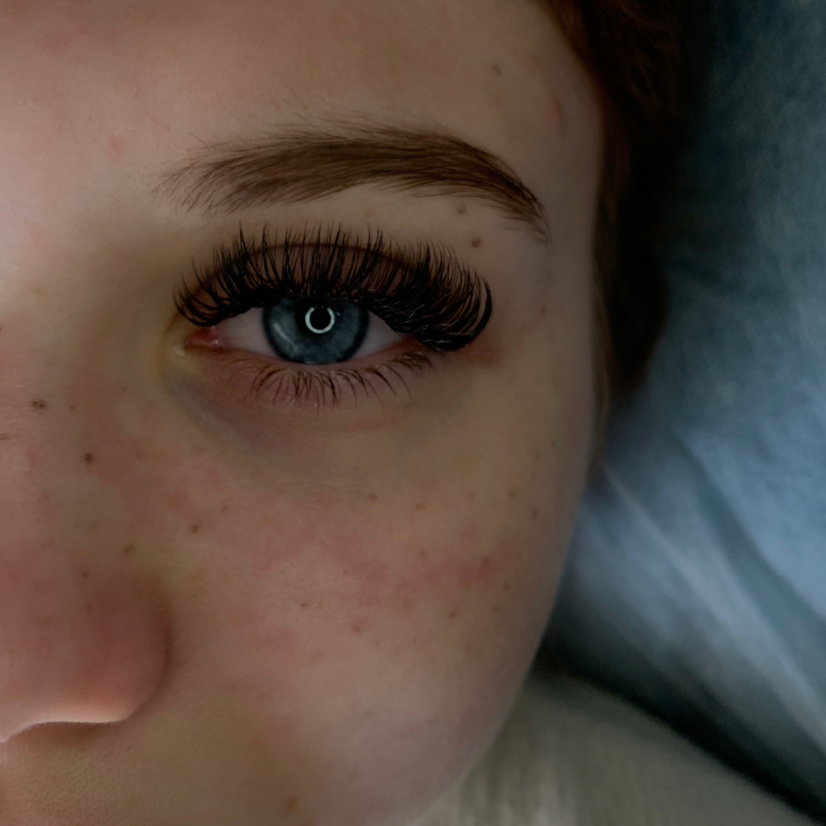 Наращивание ресниц мокрый эффект