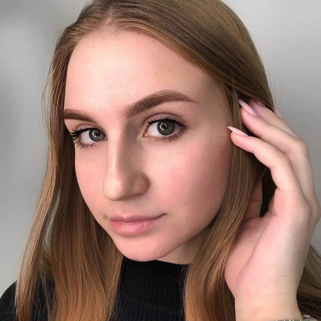 Окрашивание бровей