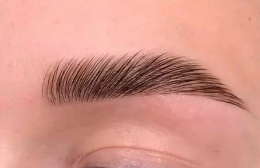 Долговременная укладка бровей с окрашиванием и коррекцией пинцет/воск