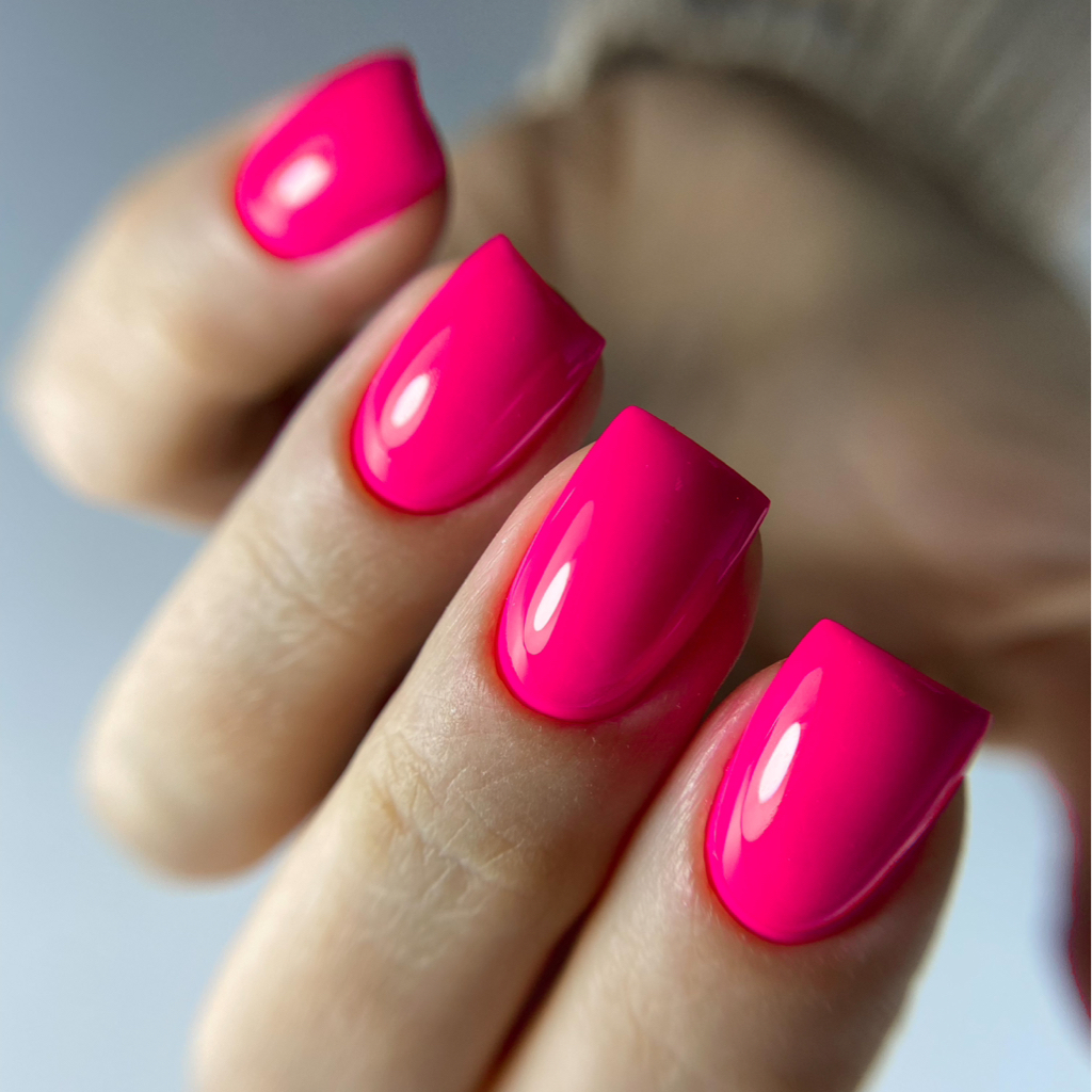 маникюр с покрытием гель-лаком