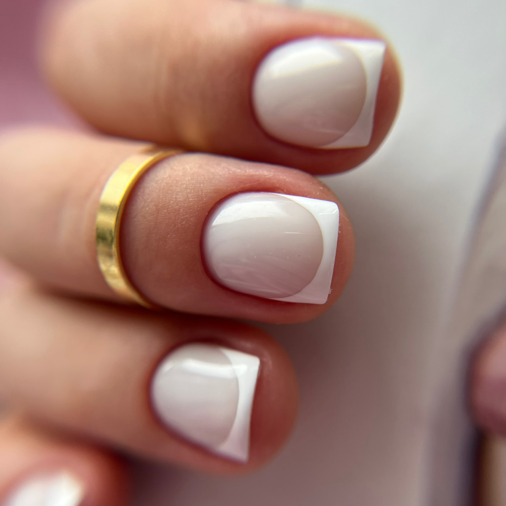 Французский маникюр