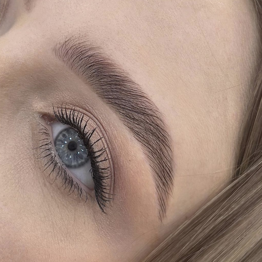 Eyebrow Retouch