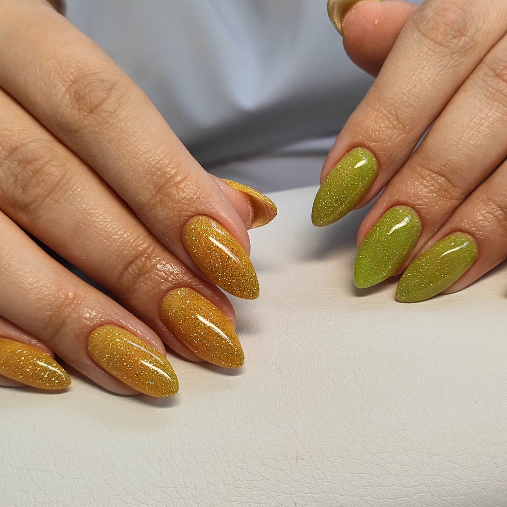 Наращивание ногтей