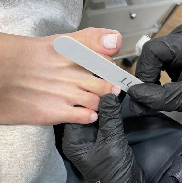 Педикюр Clearance (обработка стопы и пальчиков)