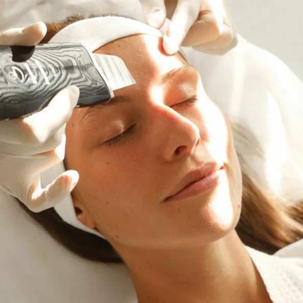 Чистка лица + глубокое увлажнение