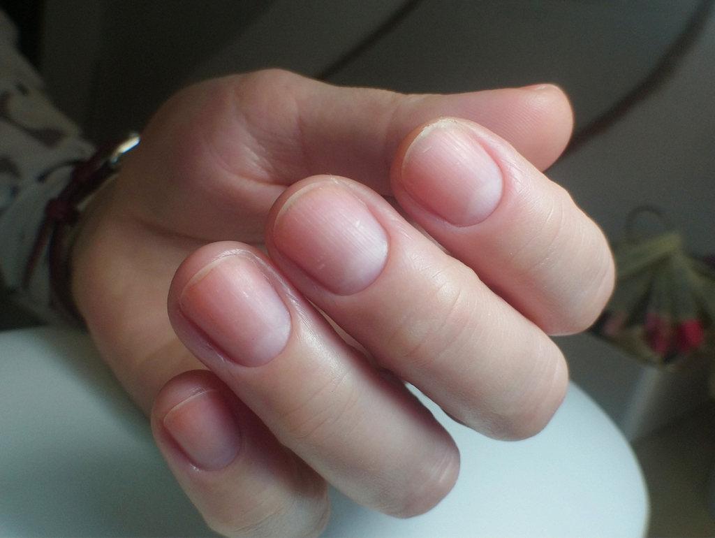 Снятие гель-лака