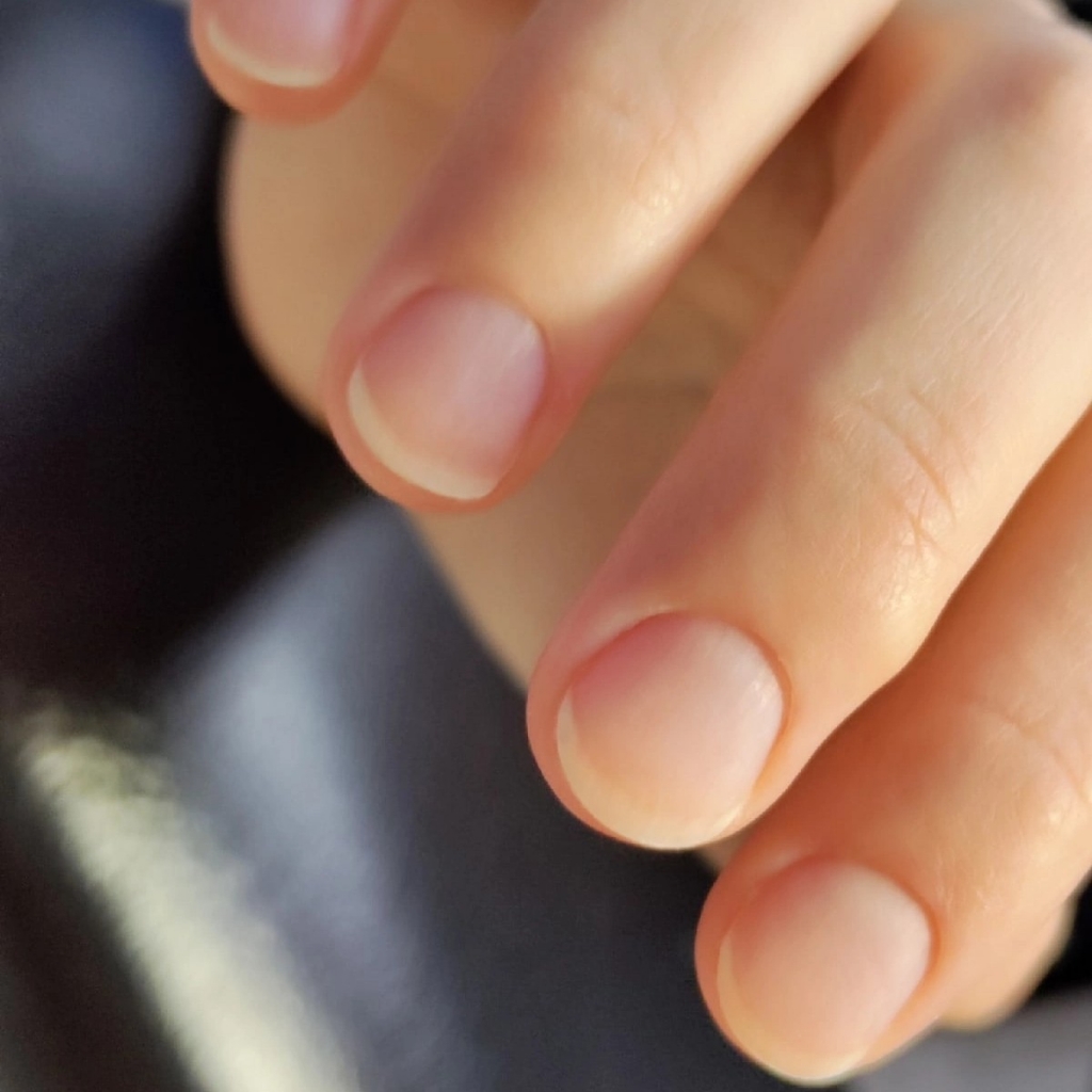 Аппаратный маникюр  без покрытия