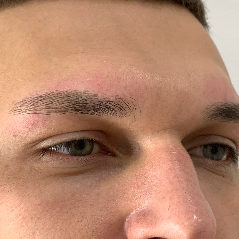 Мужская коррекция бровей