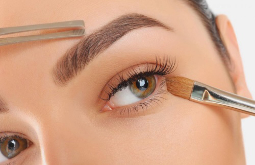 оформление и покраска бровей