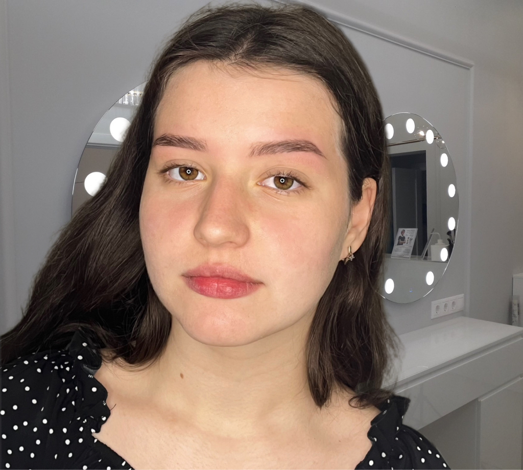 Коррекция бровей