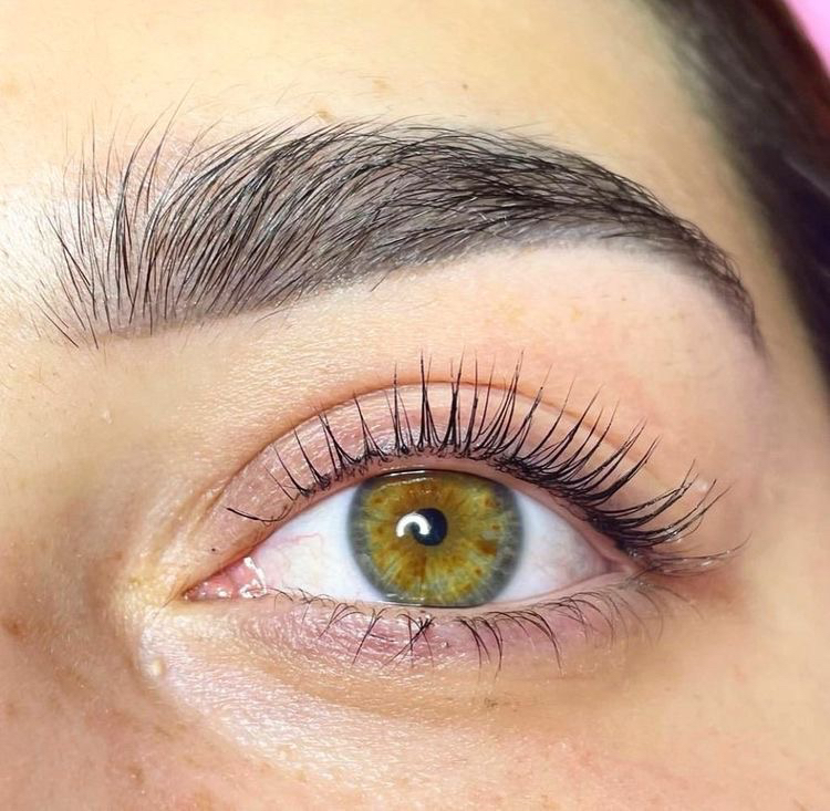 Окрашивание ресниц