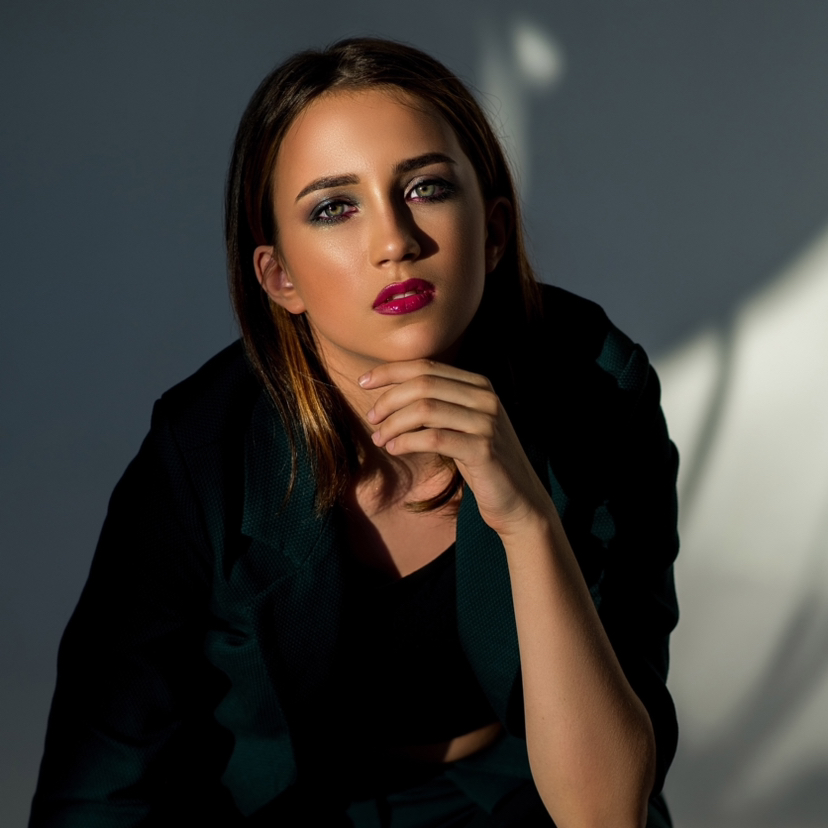 МАКИЯЖ ВЕЧЕРНИЙ