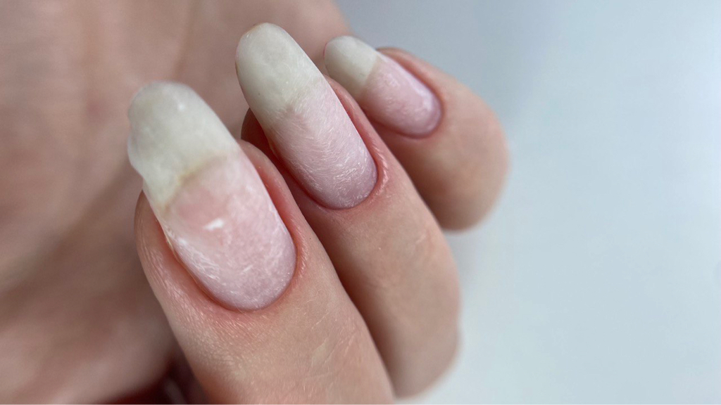 Маникюр без покрытия