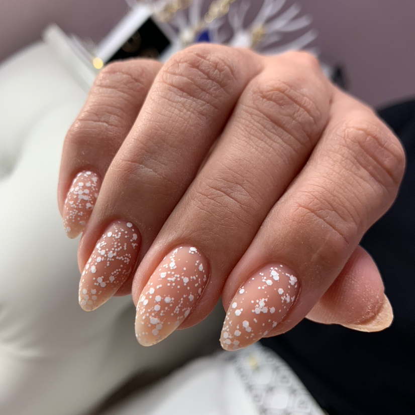 Маникюр с покрытием гель лак