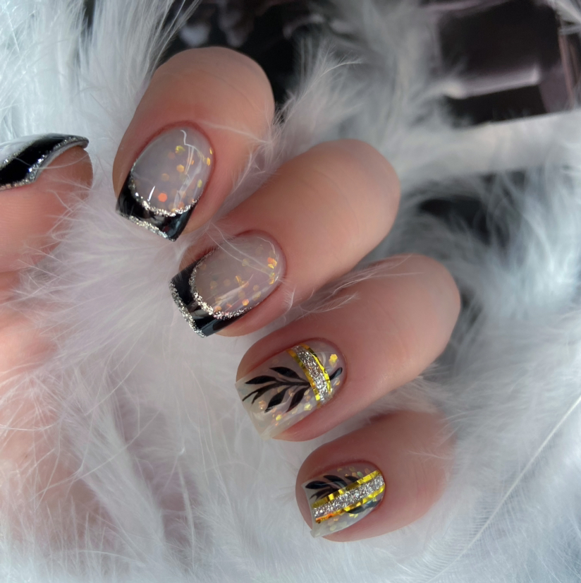 маникюр с покрытием + дизайн (5-10 ноготков)