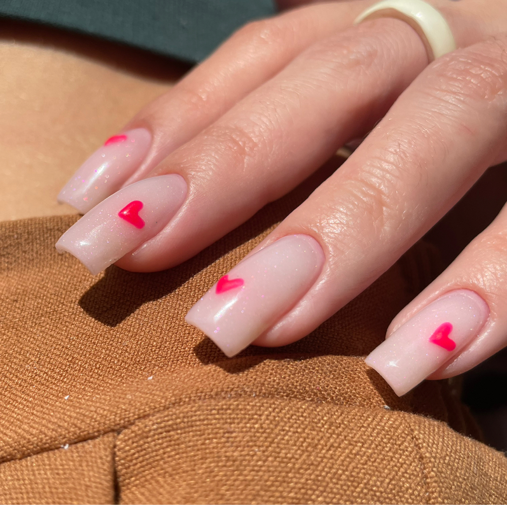 Маникюр с покрытием гель-лак (ОДНОТОННЫЙ)если вы хотите дизайн, указывайте его не в комментариях, а в услугах 💥с 1 ноября прайс незначительно изменитс