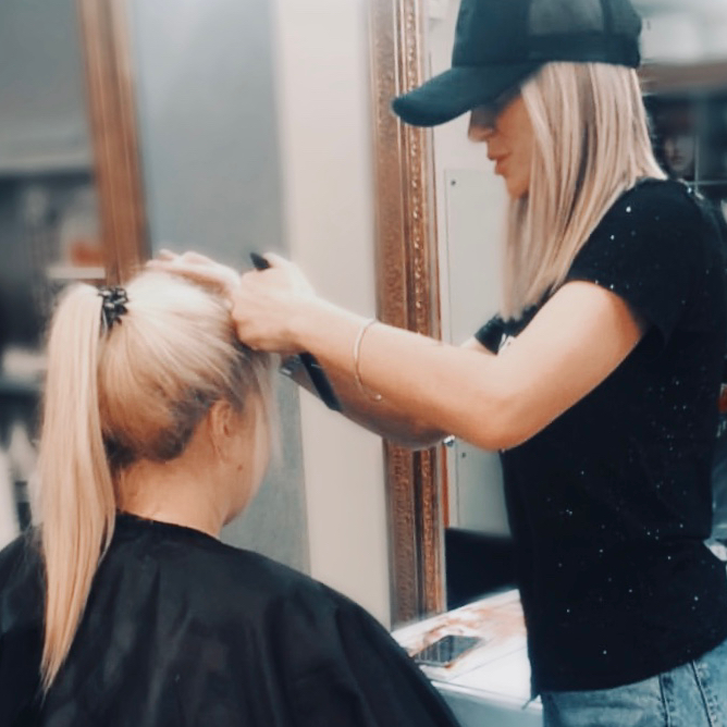 Стрижка чёлки