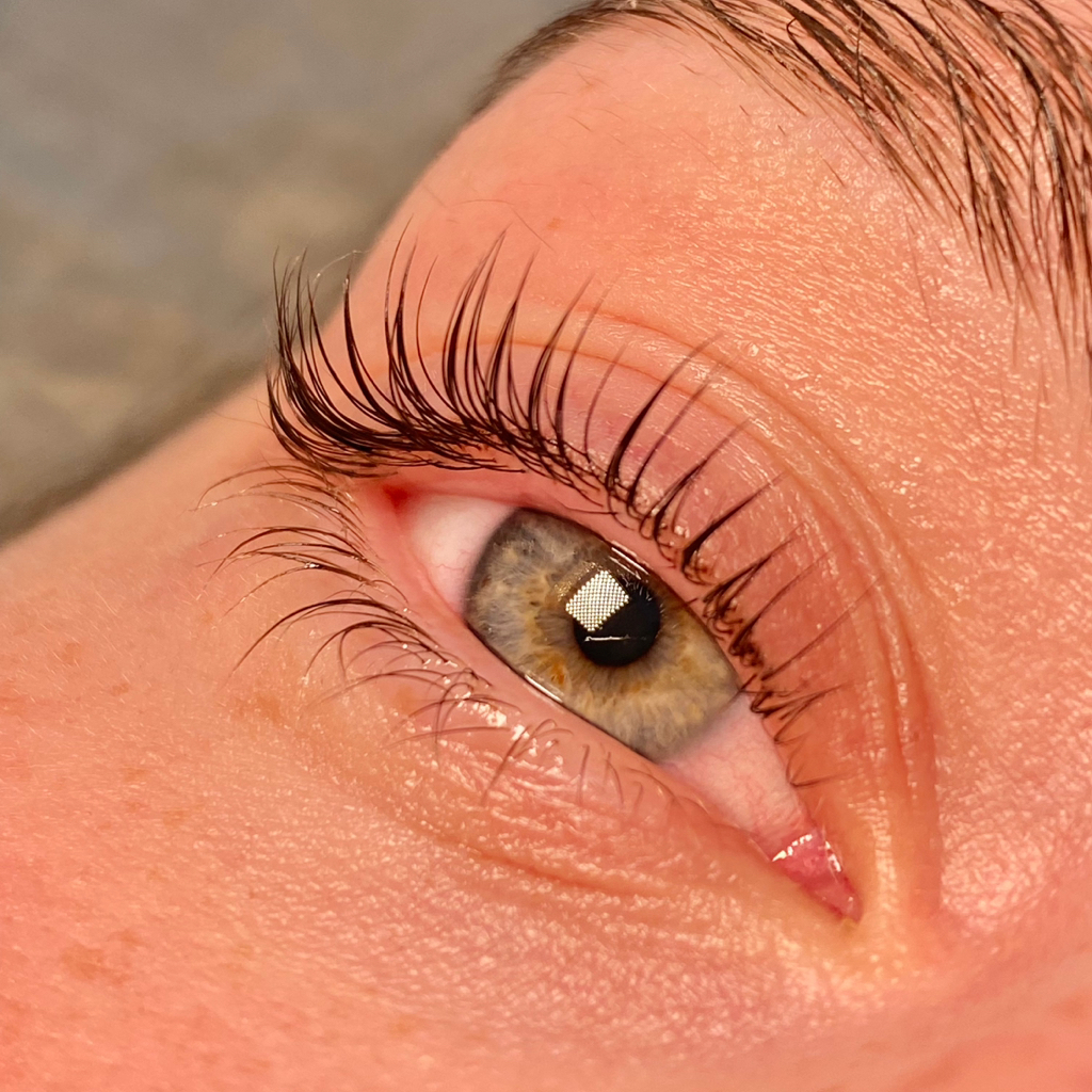 Ламинирование ресниц