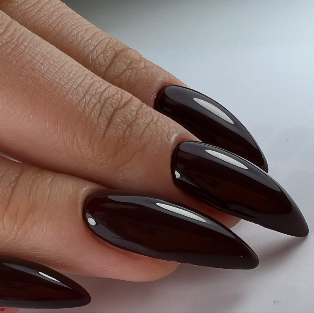 Коррекция ногтей после наращивание