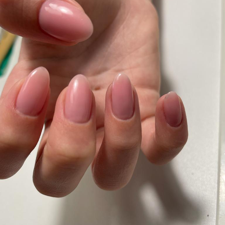 Маникюр  без покрытия