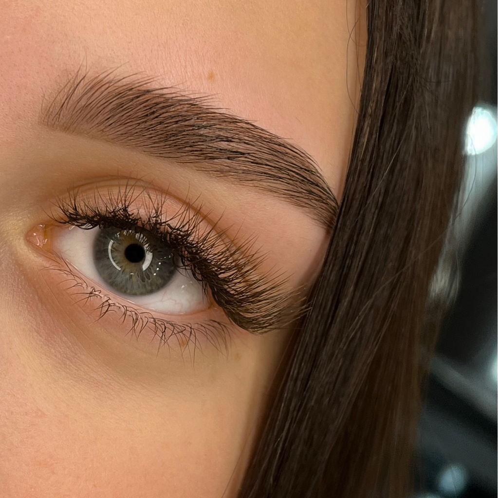 Моделирование бровей