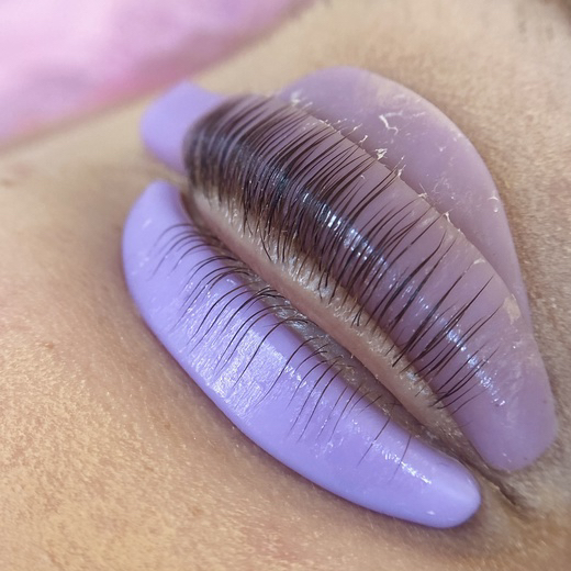 Ламинирование нижних ресниц