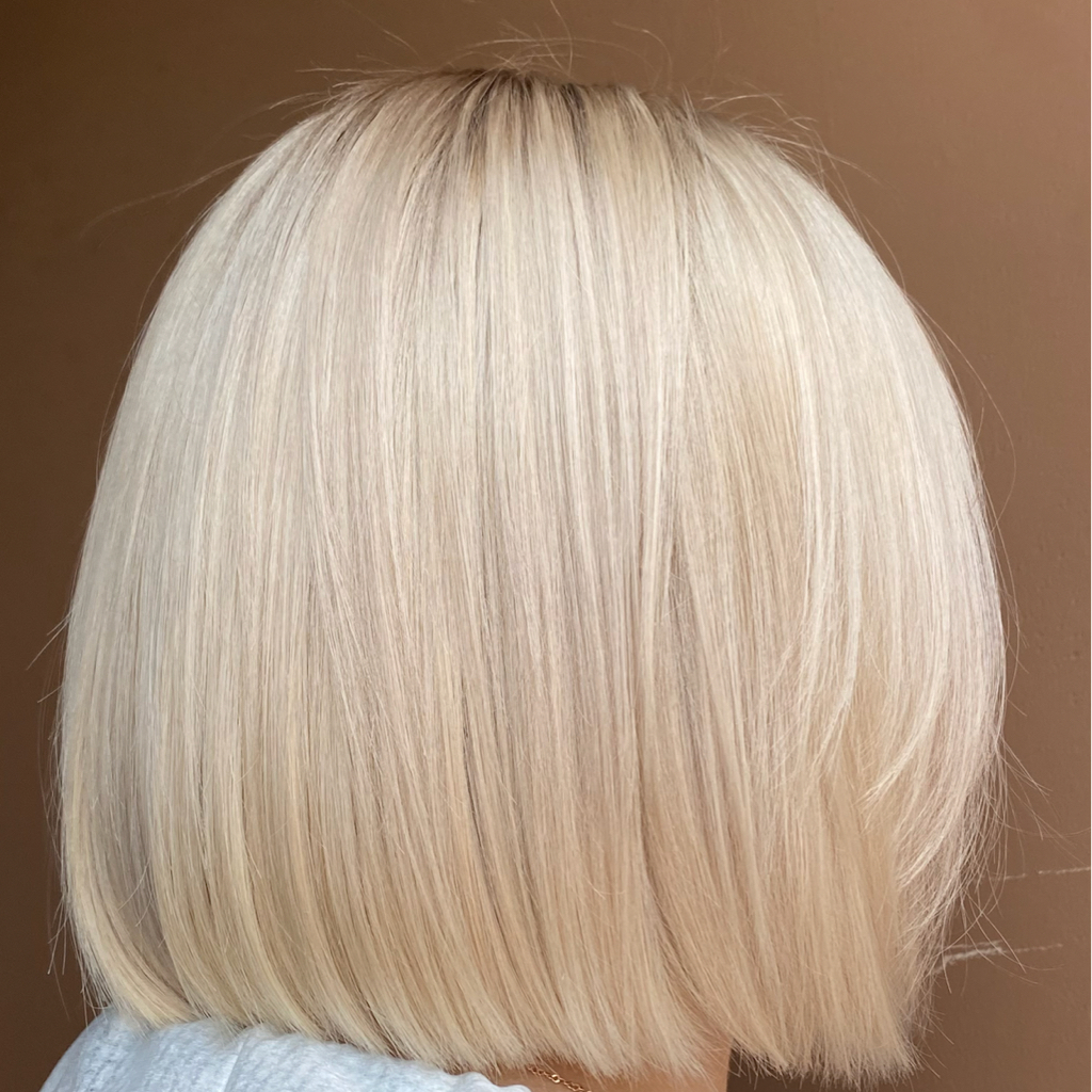 Блондирование+тонирование (средние волосы)