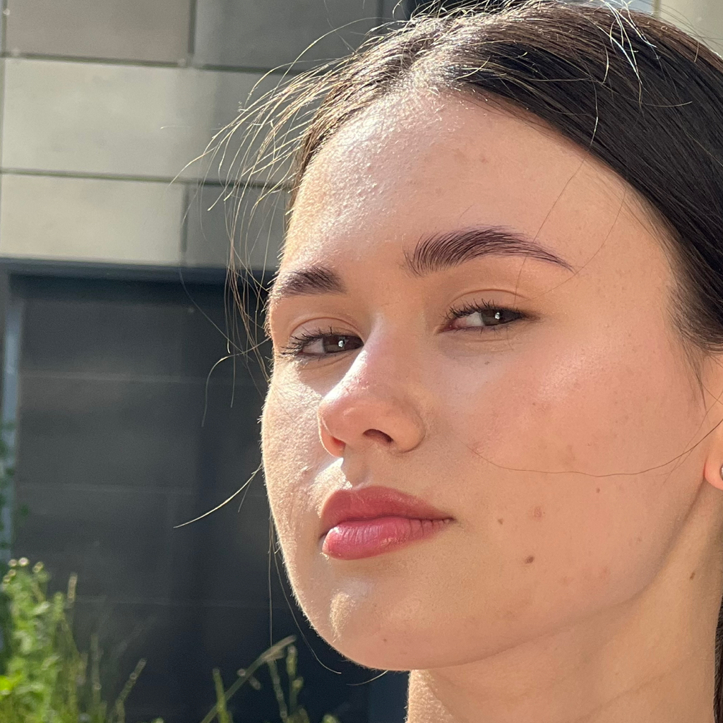 Прореживание бровей +коррекция формы