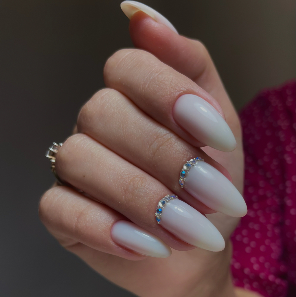 Маникюр с покрытием