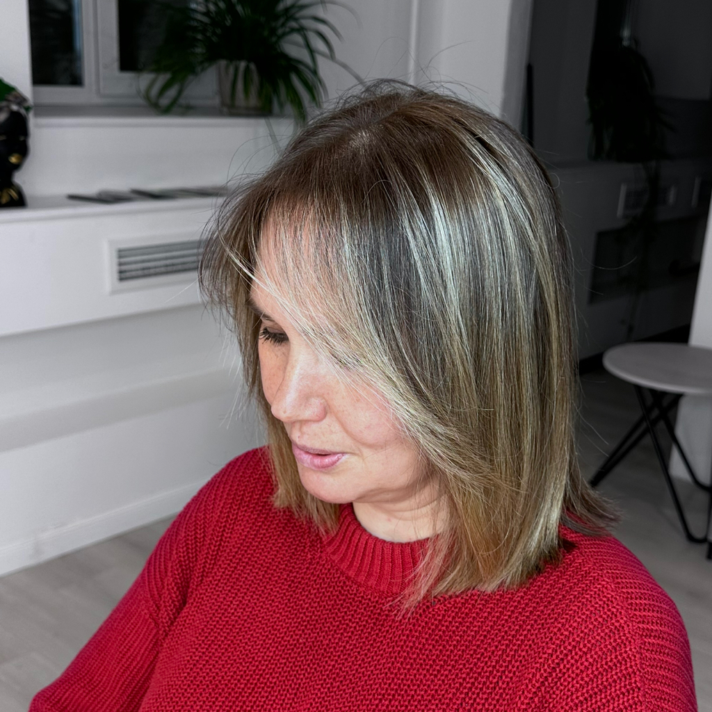 Укладка *ровный браш* средние волосы