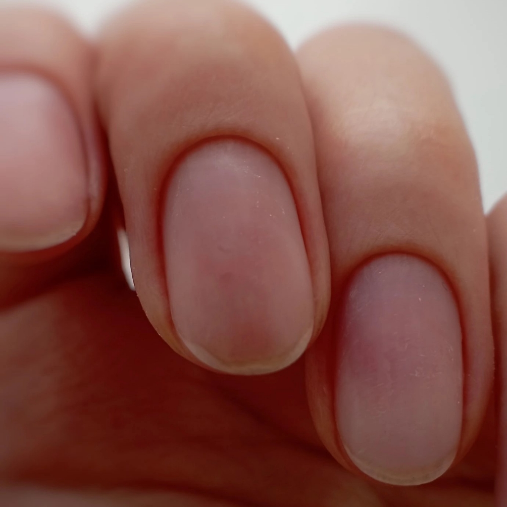 Маникюр классический