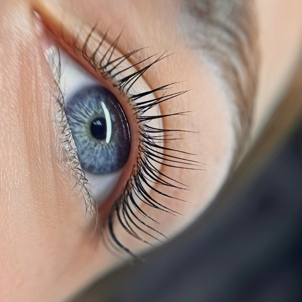 Ламинирование ресниц