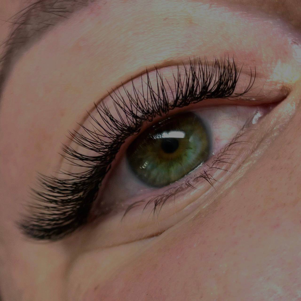 Наращивание ресниц 2D