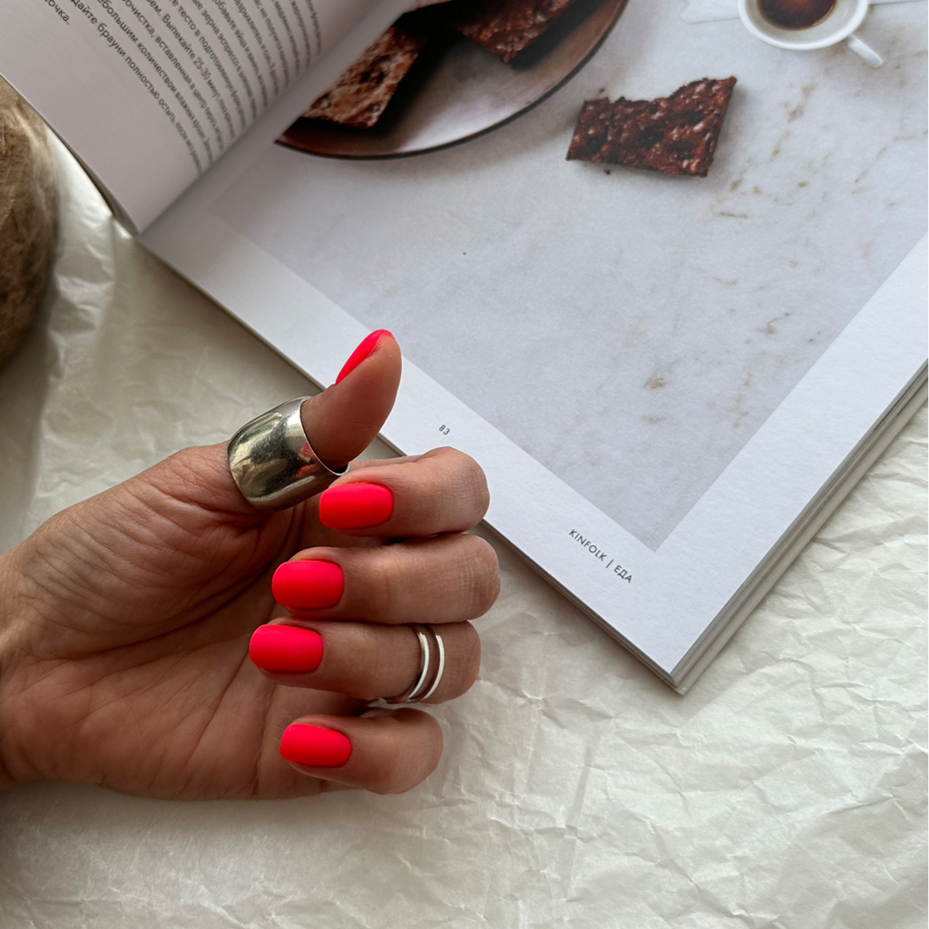 Маникюр гигиенический