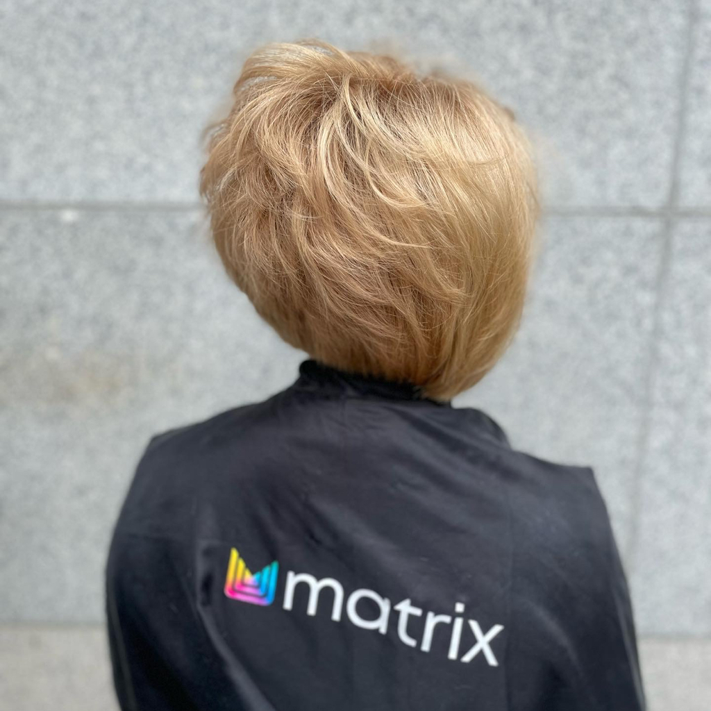 Classic blondy (Plus) обесцвечивание прикорневой зоны длинной от 3 см