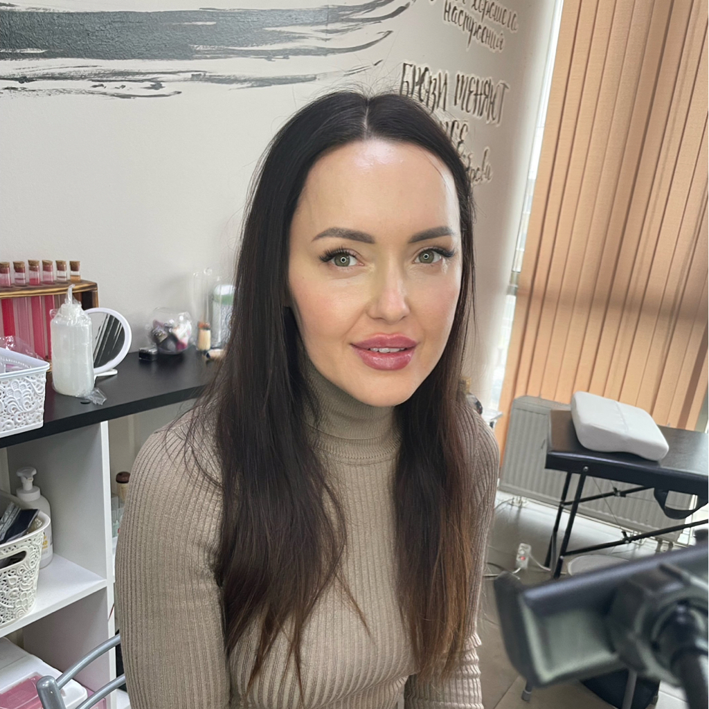 Брови в технике пудровое напыление