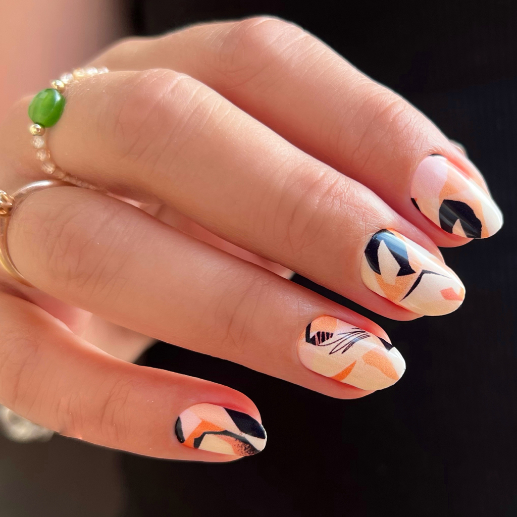 Пилочный маникюр + покрытие пленки