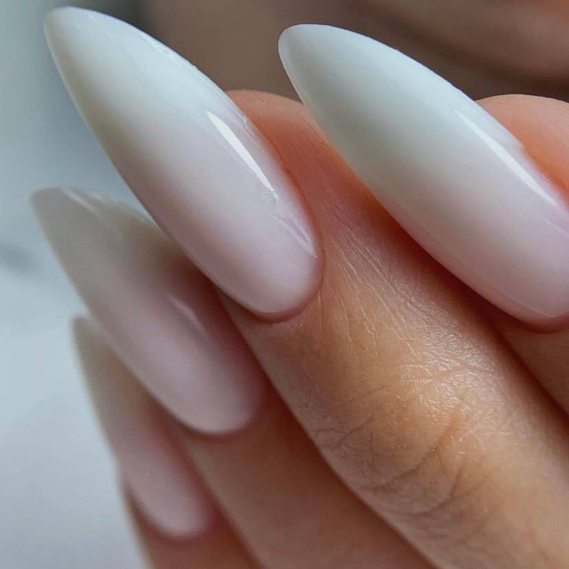 Маникюр с укреплением гелем