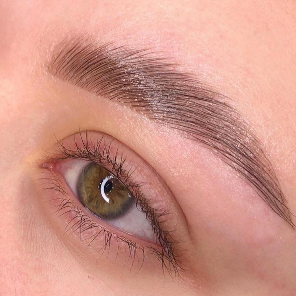 Комплекс: ламинирование бровей с коррекцией и окрашиванием