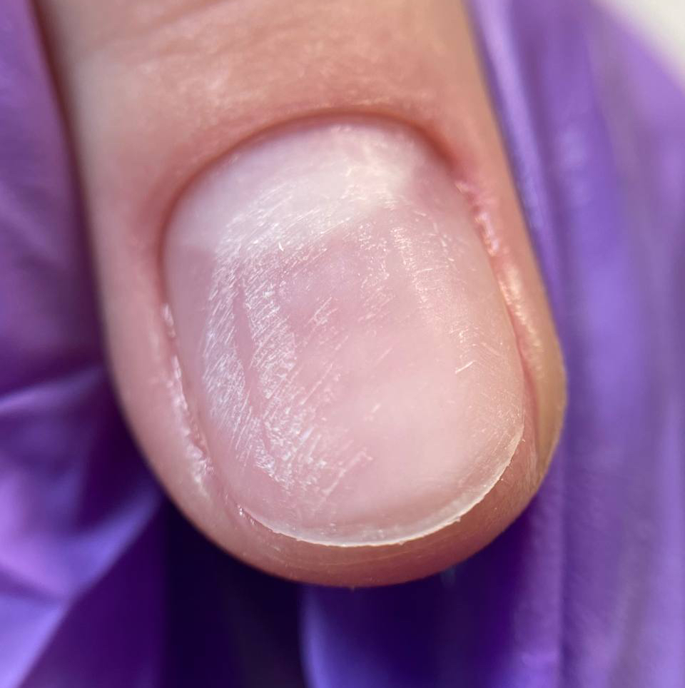 Маникюр без покрытия