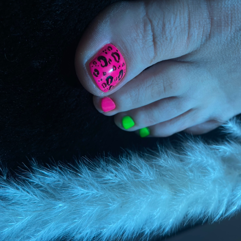 Педикюр с покрытием гель-лак ( полный)