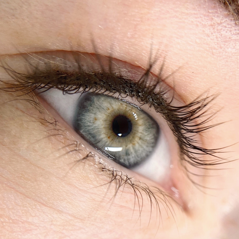 ВЕКИ перманентный макияж (межресничка)