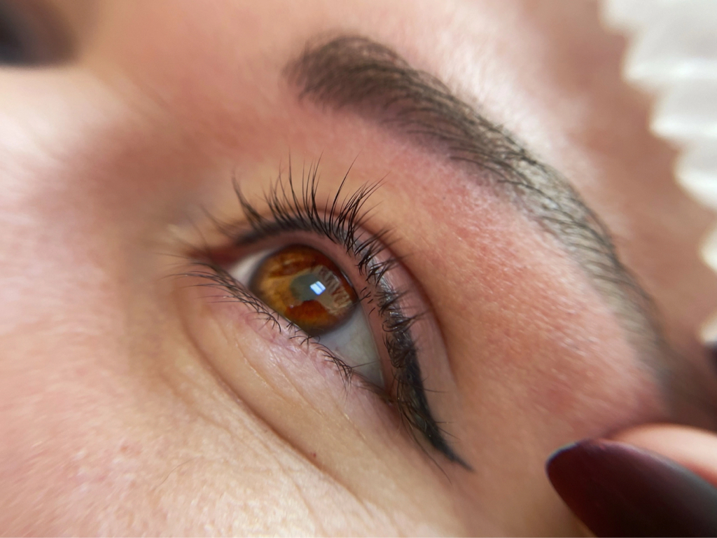 Коррекция стрелка классическая